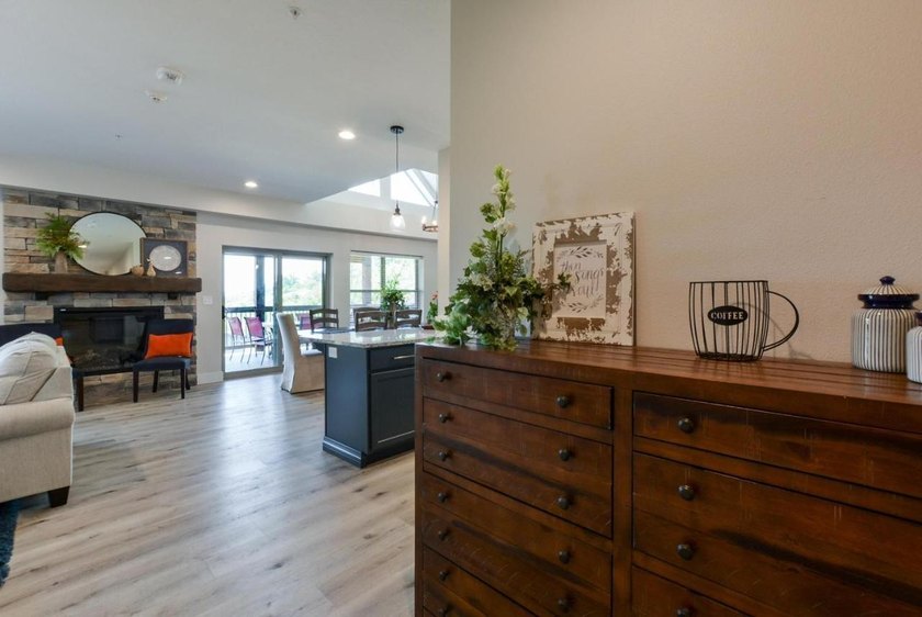 **Experience Lakeside Luxury!** Situated right on the edge of - photo 3