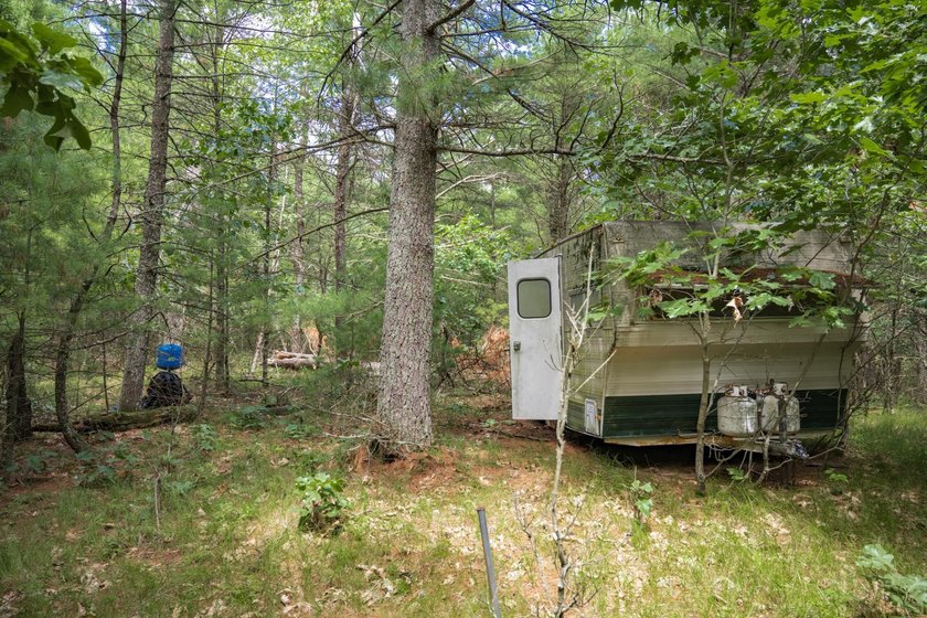 Whether you're looking to hunt, fish, relax, or simply escape - photo 7