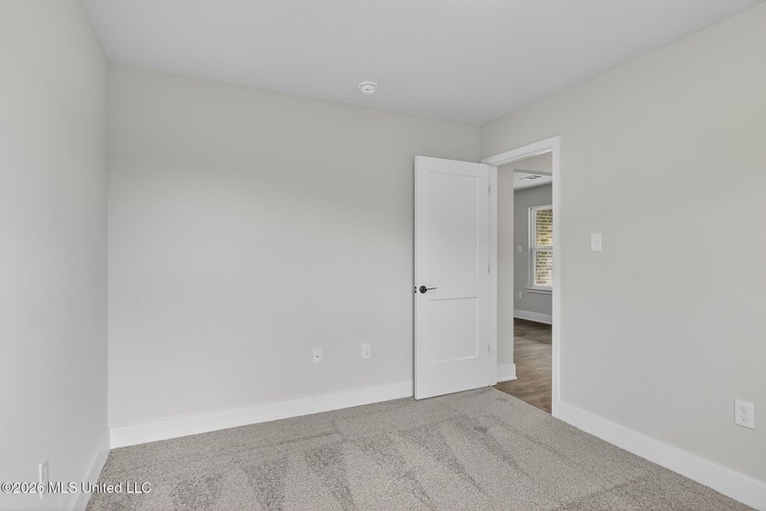 Move-In Ready Home - Comfort, Style, and Coastal Convenience - photo 21