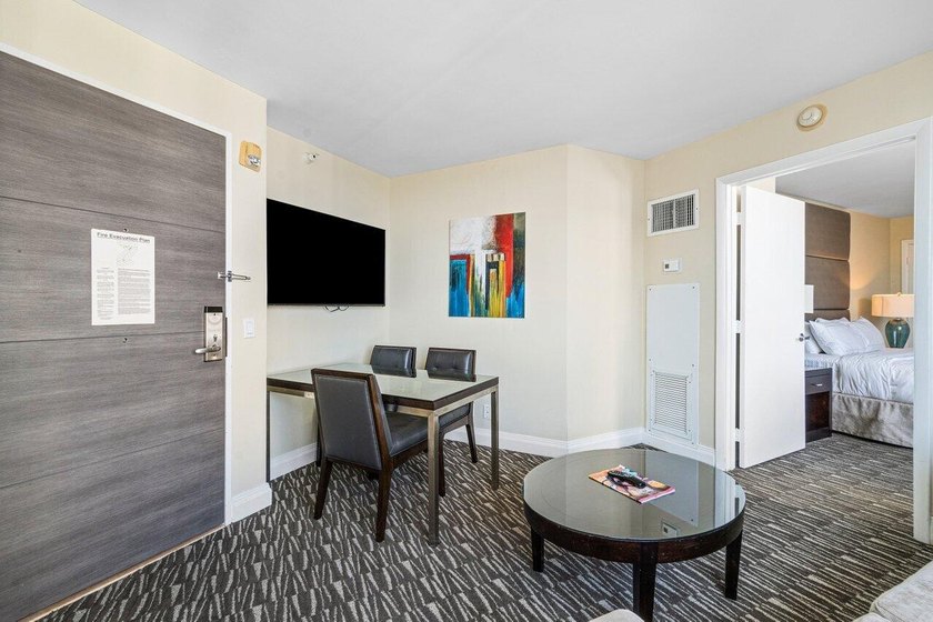 THIS ONE CAN BE REMOVED FROM THE HOTEL PROGRAM IMMEDIATELY UPON - photo 6