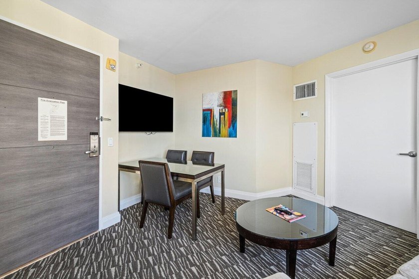 THIS ONE CAN BE REMOVED FROM THE HOTEL PROGRAM IMMEDIATELY UPON - photo 7