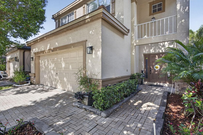 Welcome to a home where the big details are already handled - photo 4
