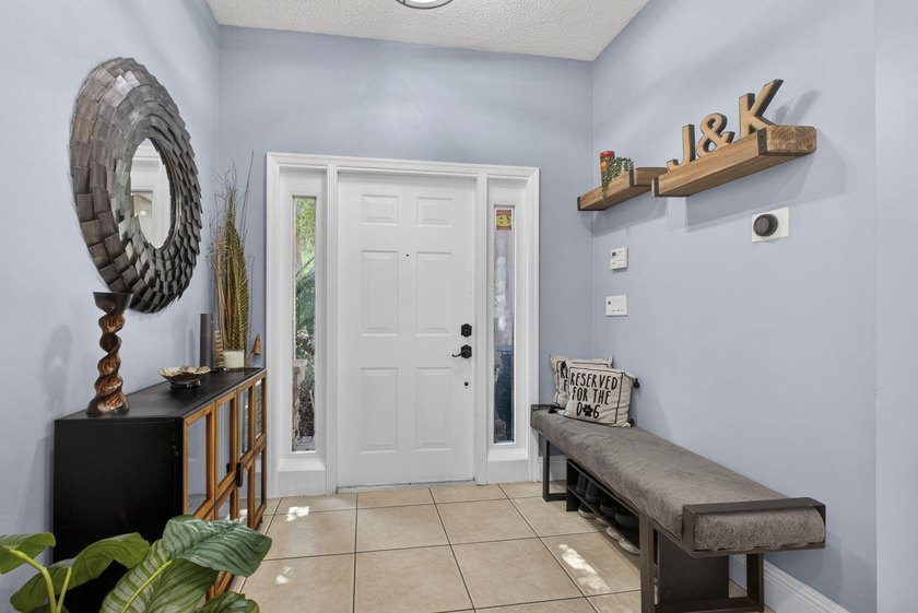 Welcome to a home where the big details are already handled - photo 6