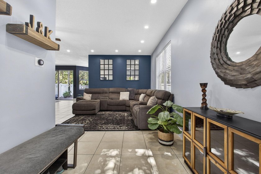 Welcome to a home where the big details are already handled - photo 8