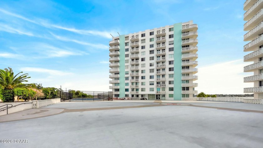Welcome to coastal living at its finest in the highly desirable - photo 2