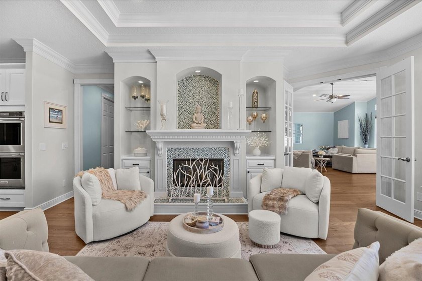 Beautiful custom-built waterfront home with private pool on wide - photo 6