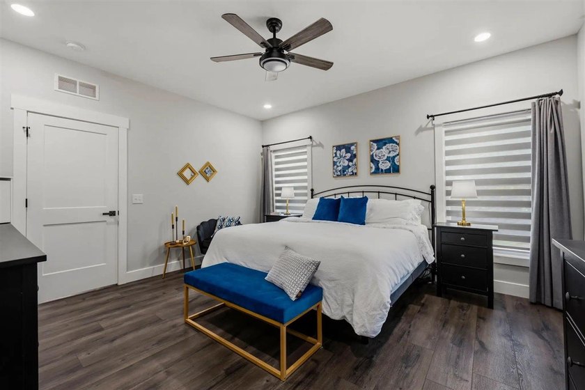 LIVE THE LAKE LIFE - WITH LAKE VIEWS AND RARE WALKABLE TO THE - photo 12