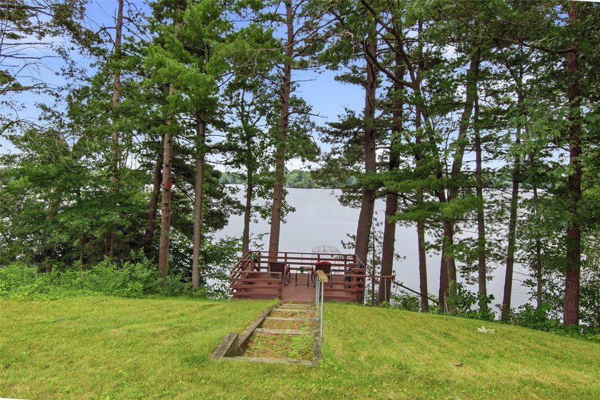 Lake Wissota is right outside the door here, and this one comes - photo 24