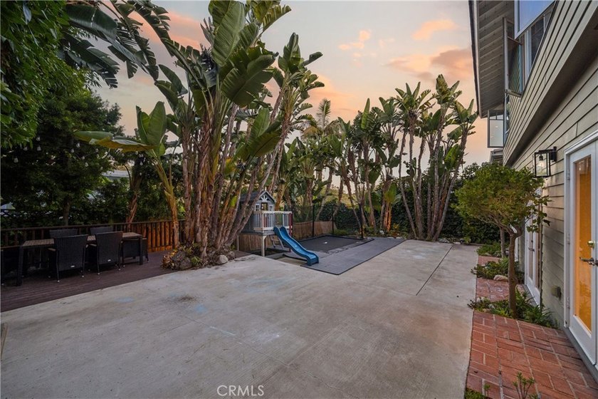 Welcome to 1044 Noria St, an exceptional residence located in - photo 25
