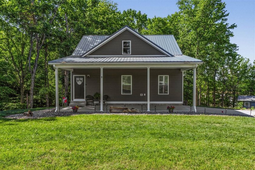 LIVE THE LAKE LIFE - WITH LAKE VIEWS AND RARE WALKABLE TO THE - photo 29