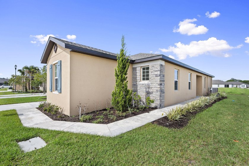 Discover the Santa Maria in Celebration Pointe a beautifully - photo 3