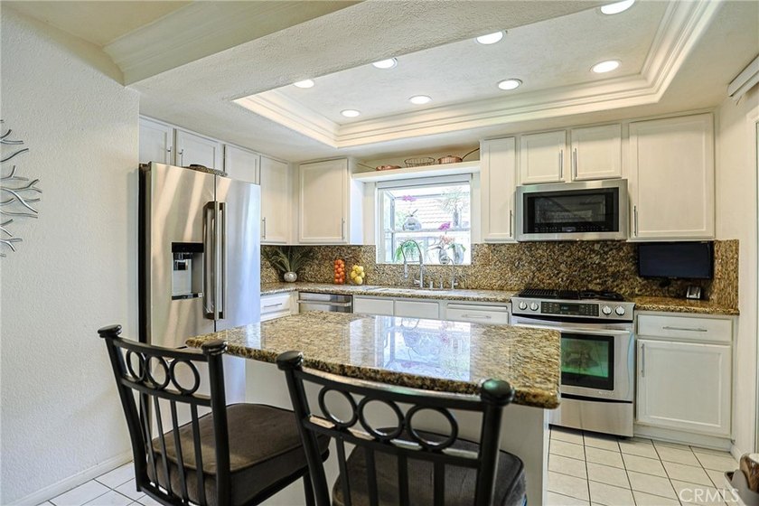 Welcome to 309 Burlington Common, a hidden gem nestled within a - photo 20