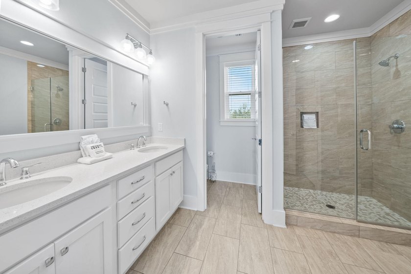 Beautifully updated luxury home in the heart of Miramar Beach - photo 25
