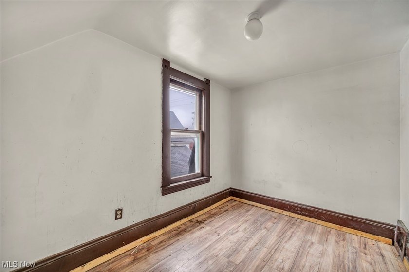 Investor opportunity: four-bedroom, two-bath single-family home - photo 28