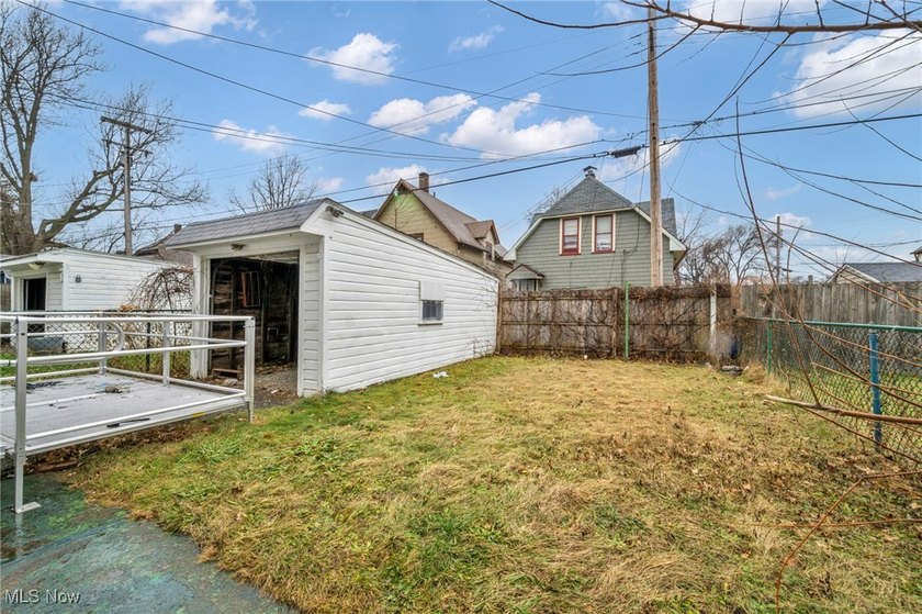 Investor opportunity: four-bedroom, two-bath single-family home - photo 36
