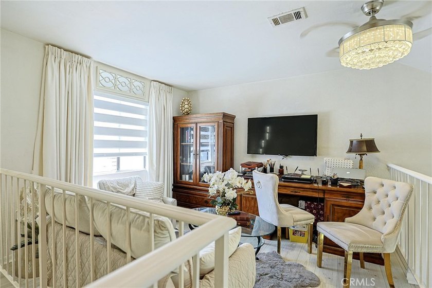 Welcome to 309 Burlington Common, a hidden gem nestled within a - photo 37