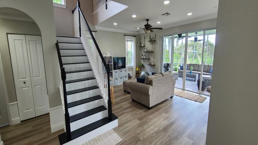 This beautiful 4-bedroom, 2.5-bathroom home with loft, 2 car - photo 8