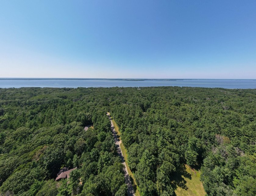 Welcome to your private retreat nestled on 2.71 serene acres - photo 9