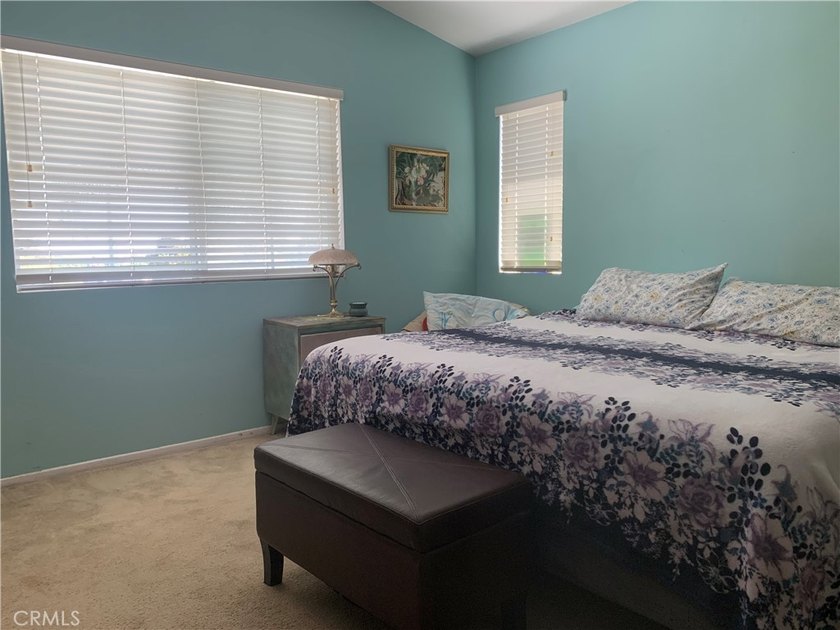 Experience resort-style living in this beautiful 3-bedroom - photo 10