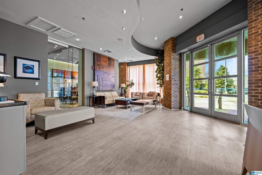 Nestled in the heart of Birmingham's vibrant loft district, this - photo 33