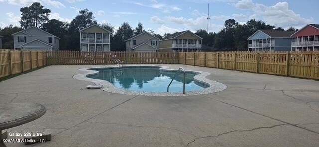 Welcome to this spacious 3-bedroom, 2.5-bath home featuring a - photo 24