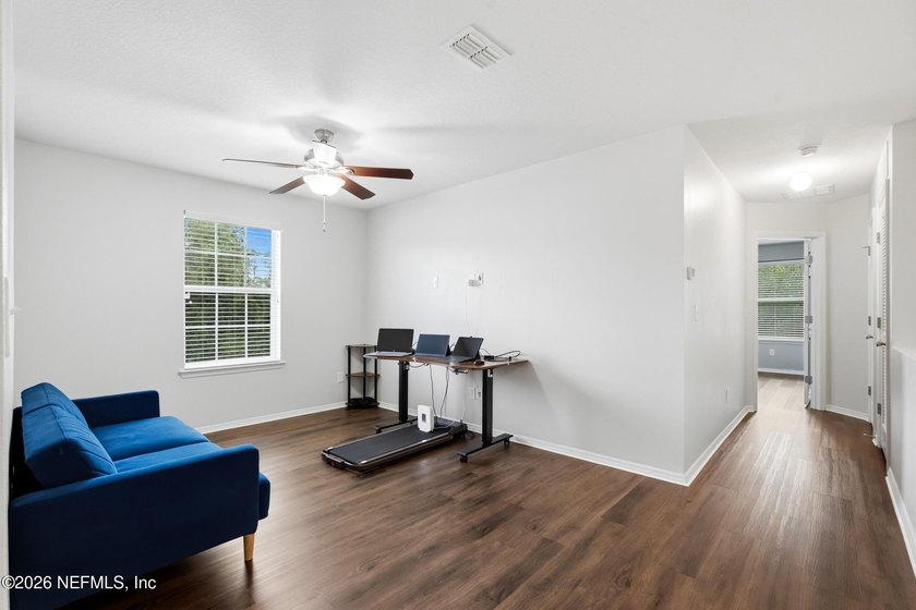 Welcome to this beautifully maintained **corner-unit townhome** - photo 31