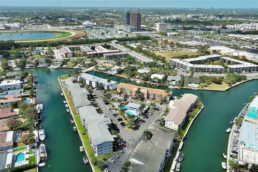 Take in breathtaking water views from this beautifully - photo 33