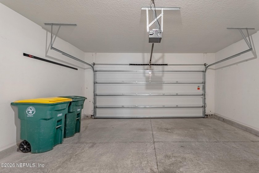 Welcome to this beautifully maintained **corner-unit townhome** - photo 35