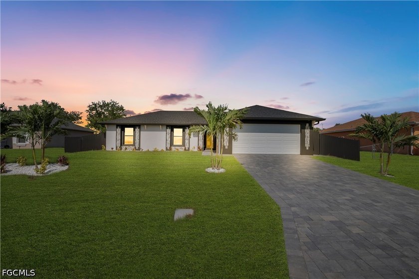 Welcome to your dream home in Cape Coral! This stunning - photo 2