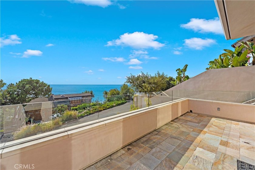 2 month minimum . Off Season 20k/ High Season 30k This luxurious - photo 35