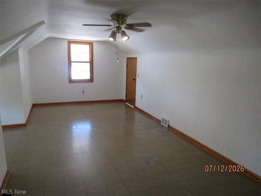 Move in condition. Nothing to do but turn the key and move into - photo 10