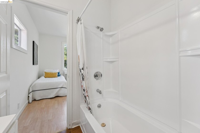 Charming Modern Craftsman-inspired home thoughtfully designed - photo 20