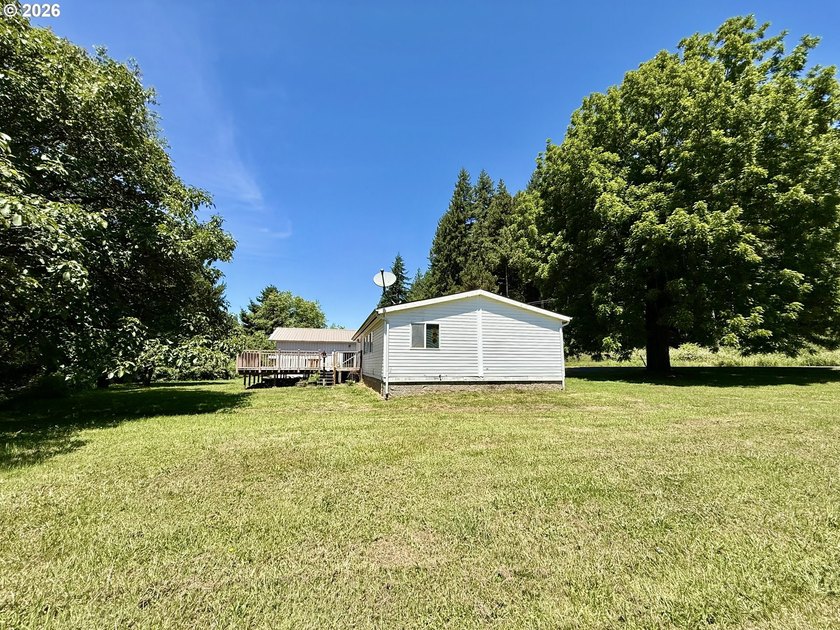 Country Living and room for the toys. 20 x 40 Shop space for - photo 24