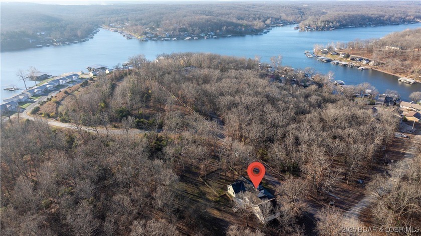Country Brick home on 6 acres with a mix of open and wooded land - photo 31