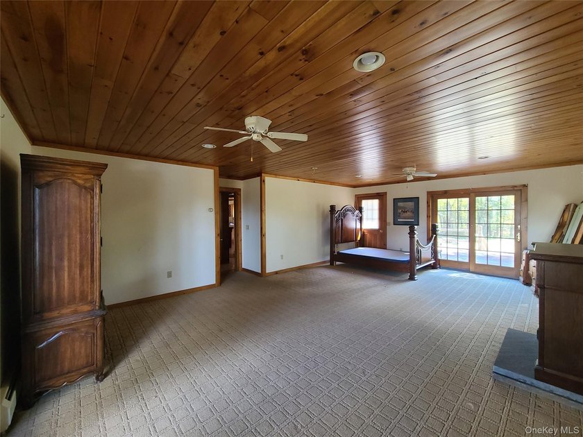 An exceptional opportunity in the heart of the Sullivan - photo 9