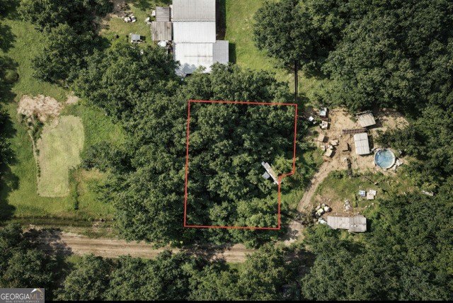 Don't miss this great opportunity to own two vacant lots in the - photo 2