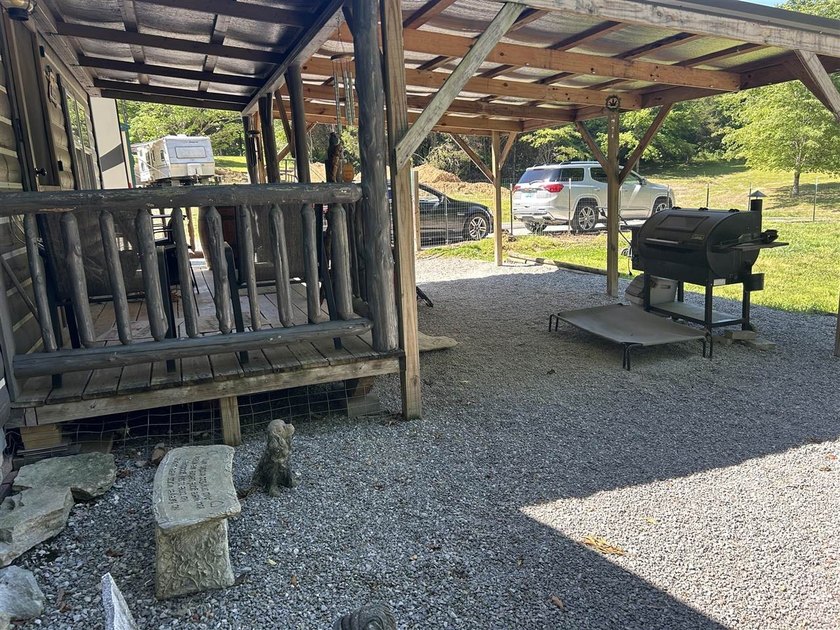 Cozy 5 y/o 420 sf cabin on 0.72 acres only 4.5 miles to Walnut - photo 21