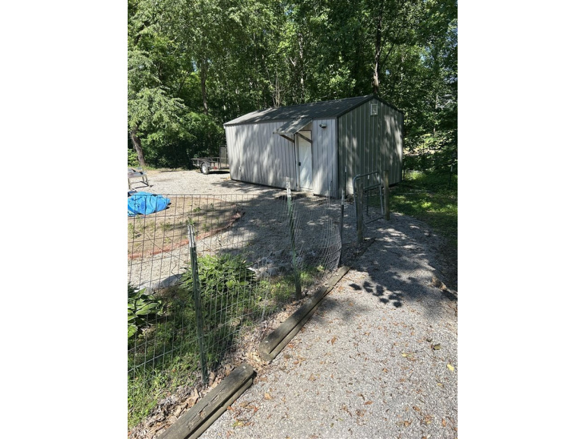 Cozy 5 y/o 420 sf cabin on 0.72 acres only 4.5 miles to Walnut - photo 22