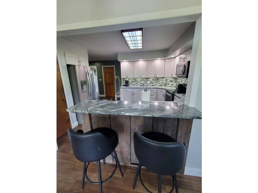 Don't miss out on this DEAL as the Owners are looking for an - photo 22
