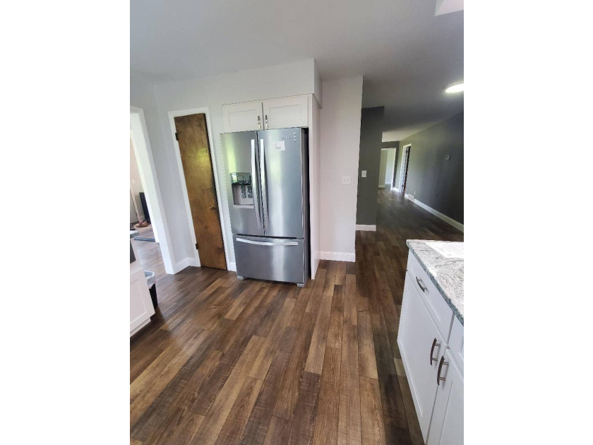 Don't miss out on this DEAL as the Owners are looking for an - photo 27