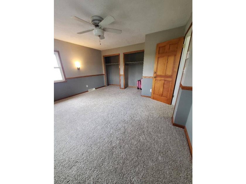 Don't miss out on this DEAL as the Owners are looking for an - photo 45