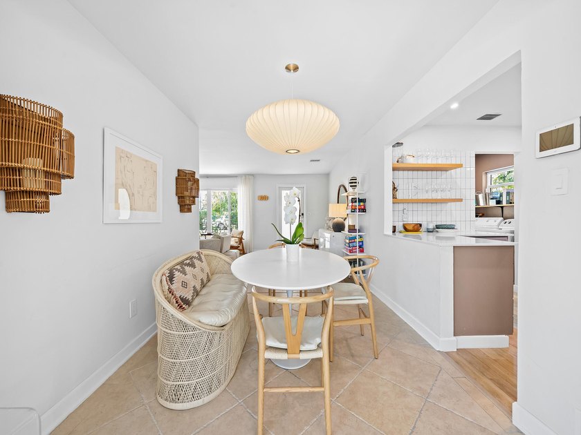 Tastefully updated 3/2 residence on a quiet, walkable street in - photo 7