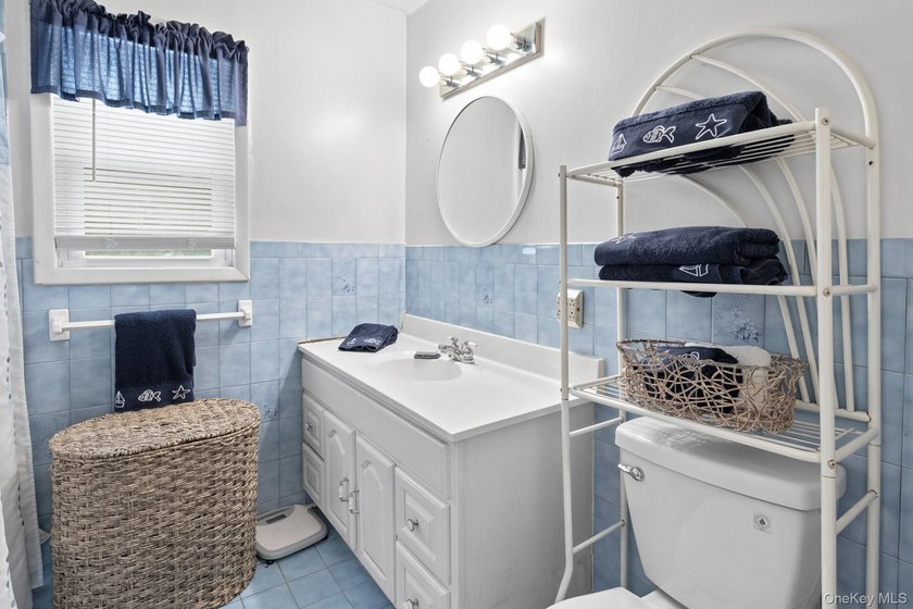 AS-IS. A gem to be polished. This charming and welcoming home is - photo 6