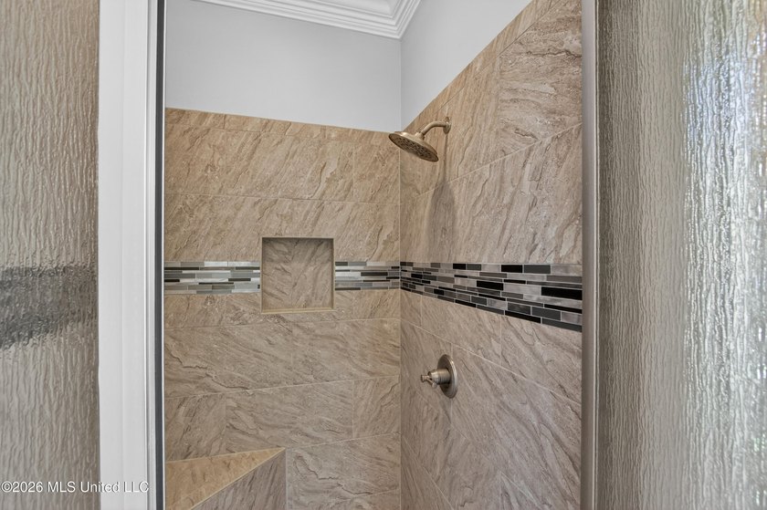 This beautifully maintained 3-bedroom, 2-bath home is perfectly - photo 20