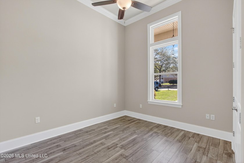 This beautifully maintained 3-bedroom, 2-bath home is perfectly - photo 23