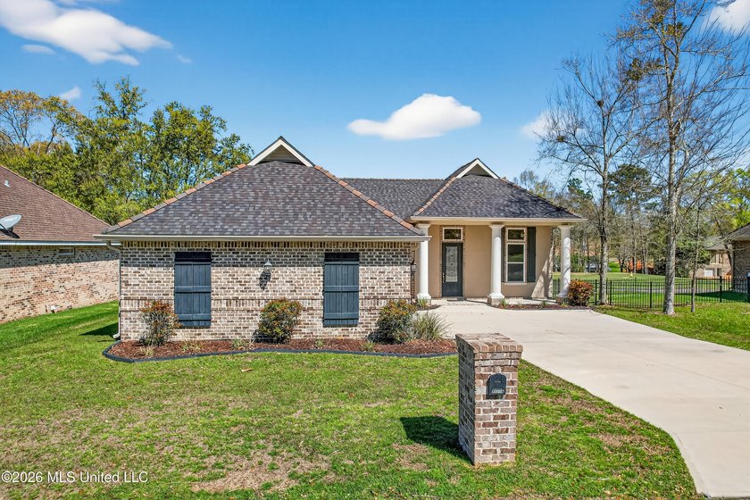 This beautifully maintained 3-bedroom, 2-bath home is perfectly - photo 33
