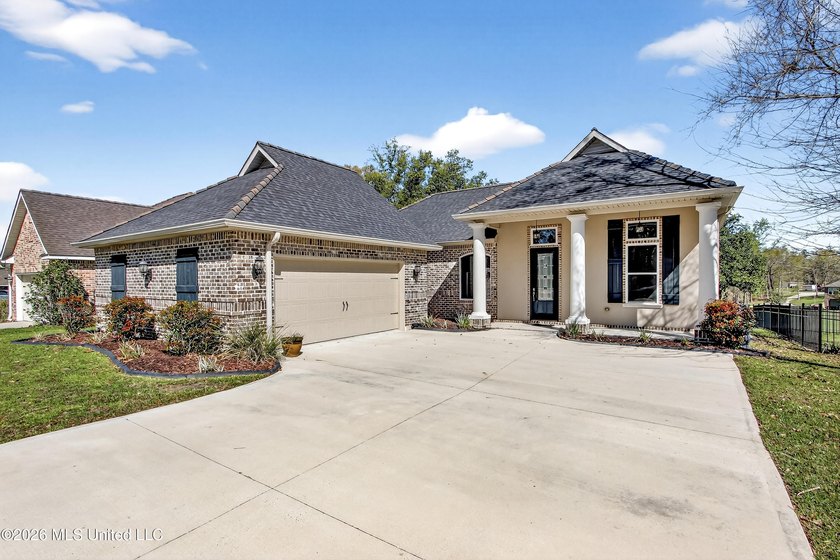 This beautifully maintained 3-bedroom, 2-bath home is perfectly - photo 37
