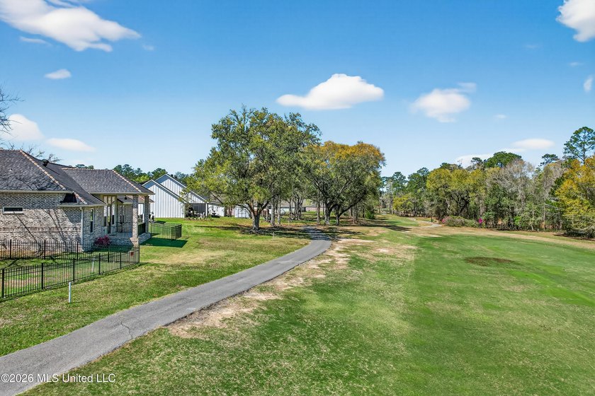 This beautifully maintained 3-bedroom, 2-bath home is perfectly - photo 43