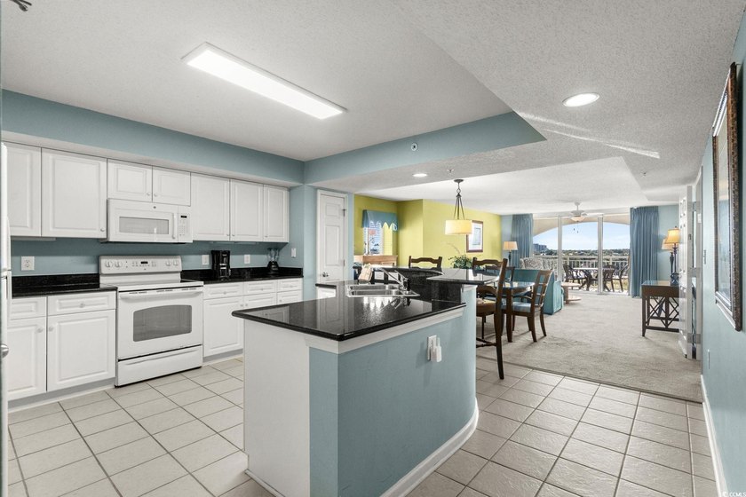 Incredible opportunity to purchase this 3 bed 3 bath waterway - photo 5