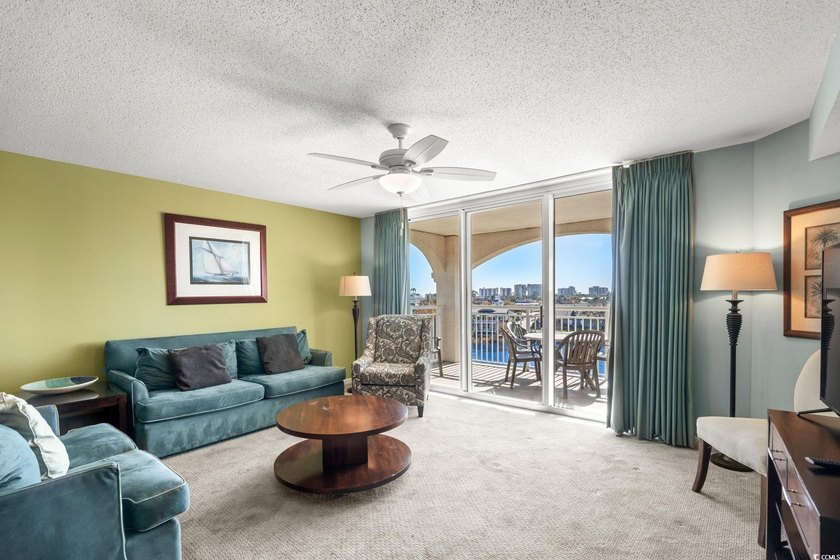Incredible opportunity to purchase this 3 bed 3 bath waterway - photo 8